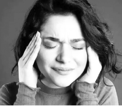 talenovu ತಕ್ಷಣ ಬರುವ ತೀವ್ರ ತಲೆನೋವು ಮತ್ತು ಆತಂಕ ಮೆದುಳಿನ ಅಸ್ವಸ್ಥತೆಯ ಲಕ್ಷಣವೇ?